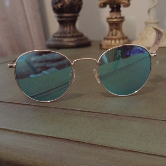 Frye & Co. SR0421 Sunglasses